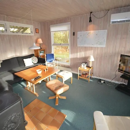 Three-bedroom Holiday In Farso *