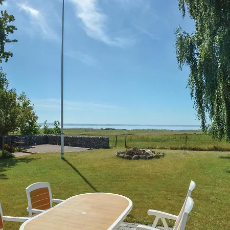 Three-bedroom Holiday In Farso *