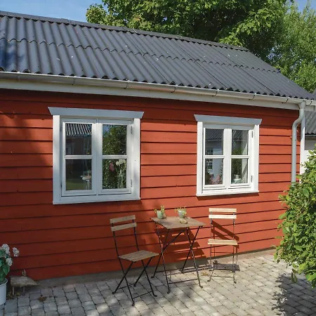 Three-bedroom Holiday In Farso * Louns